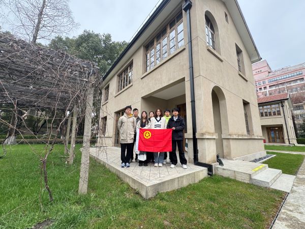 黑白体育安全通道
