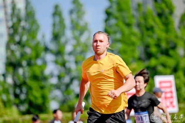 黑白体育指定入口