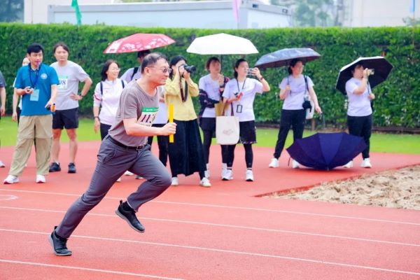 黑白体育手机版