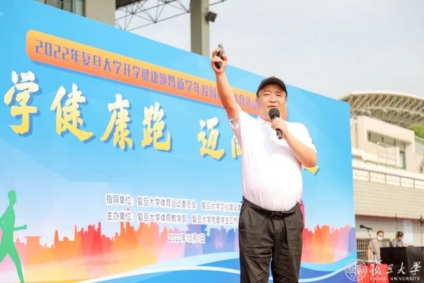 黑白体育安全通道